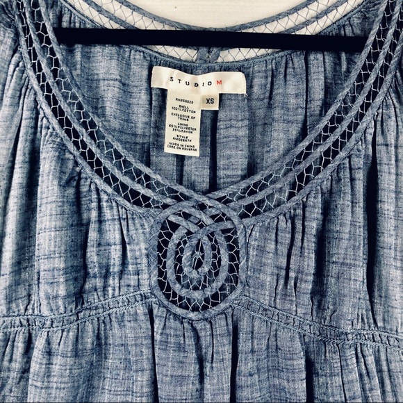 Studio M Dress Women’s XS Chambray Blue Babydoll Lace Detail Neckline Cap Sleeve - Picture 4 of 10